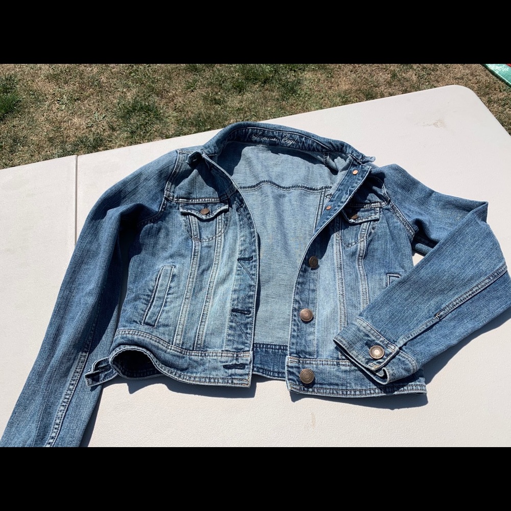 Jacket - Picture 1 of 3
